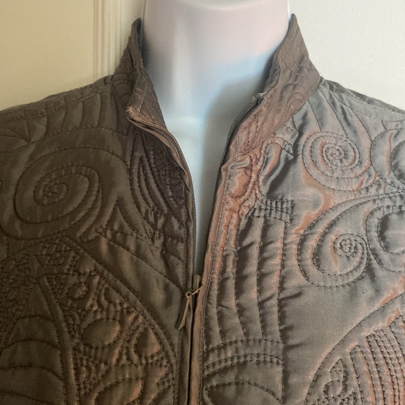 CHICO’S Size 0 luxury jacket. - Picture 3 of 7